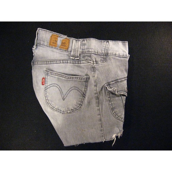 LEVIS Womans 504 CUTOFF JEANS SHORTS W 28 Denim Gray LOW RISE Zipper-fly Stretch - Picture 3 of 11